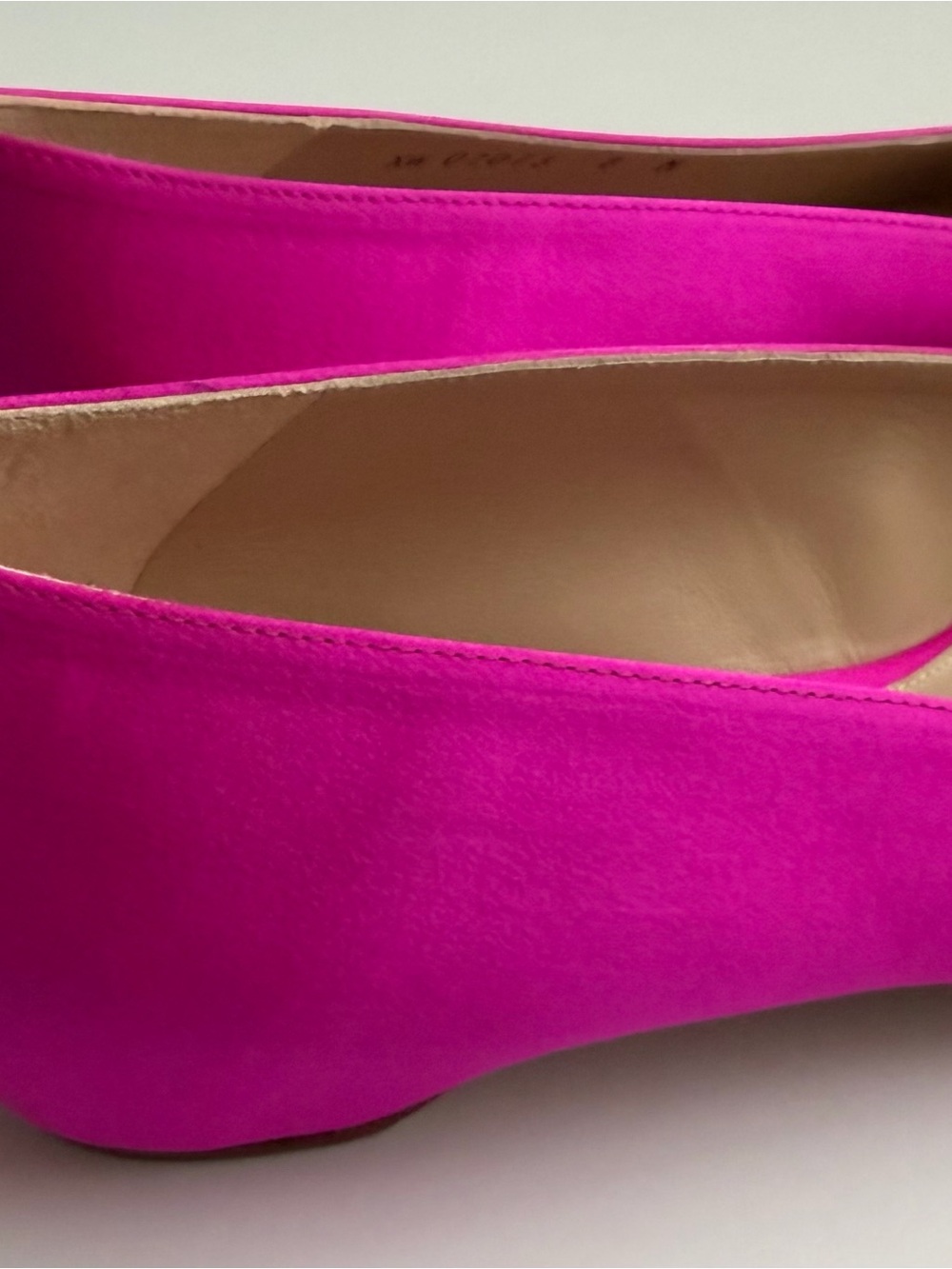 Stuart Weitzman Pointed Silk Flats in Bright Fuchsia - Size 8 - New - Picture 6 of 7